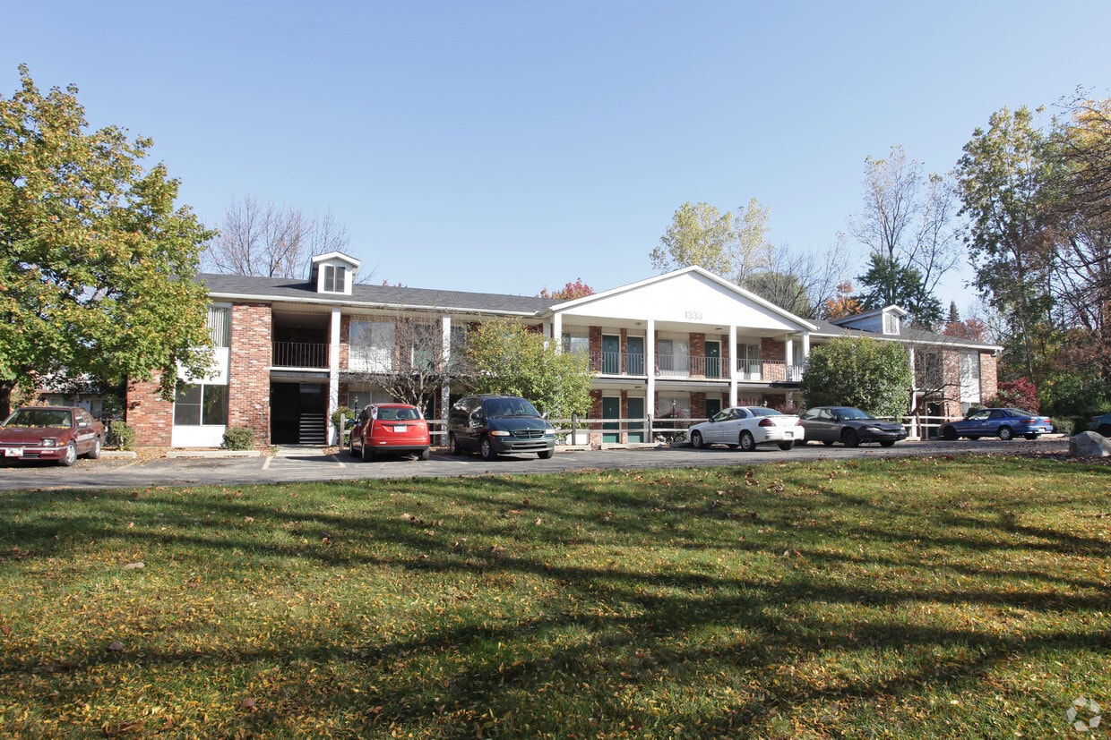 Building Photo - 1331 SE Kendall St