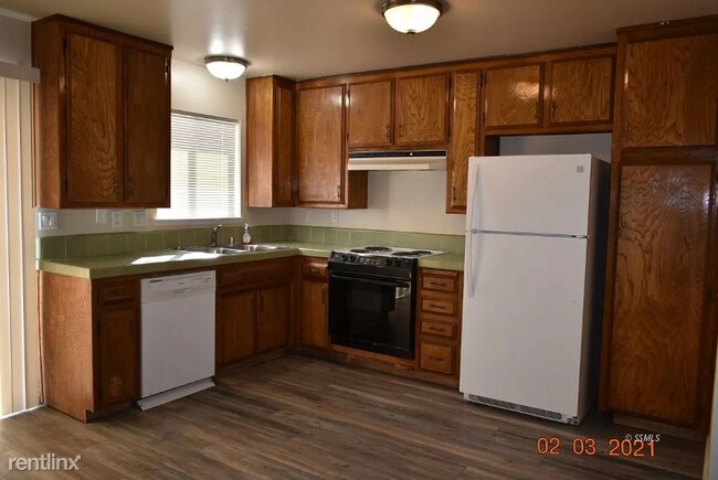 Building Photo - 3 br, 2 bath House - 308 Traci Ln