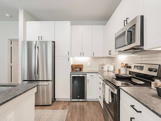 Photo - 1310 N Main St Apartment