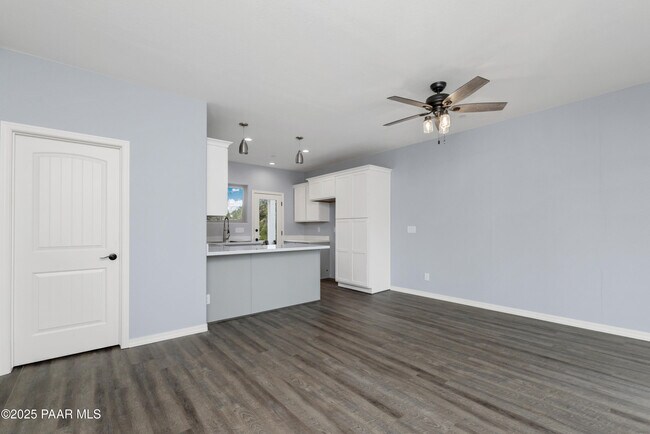 Foto del edificio - 305 Remington Trail