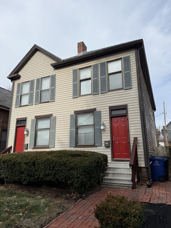 Foto del edificio - 458 E Sycamore St