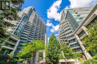 Building Photo - 1-2121-2121 Lake Shore Blvd W
