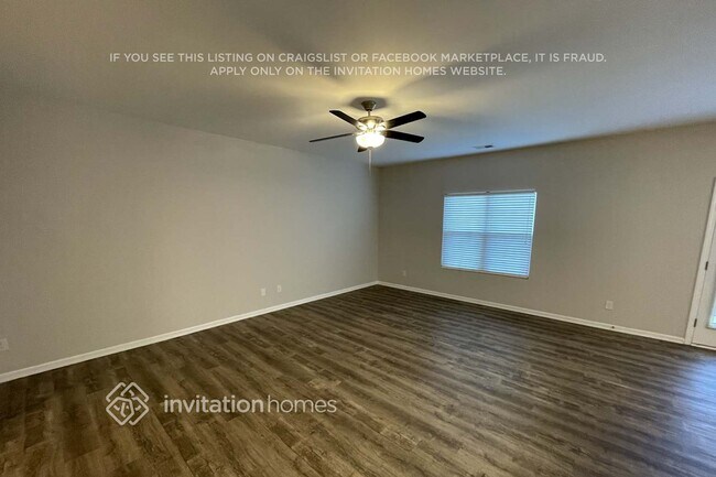 Foto del edificio - 136 Autumn Bluff Cir