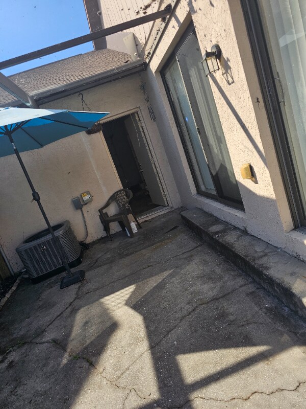 Foto principal - 6387 Gateway Ave
