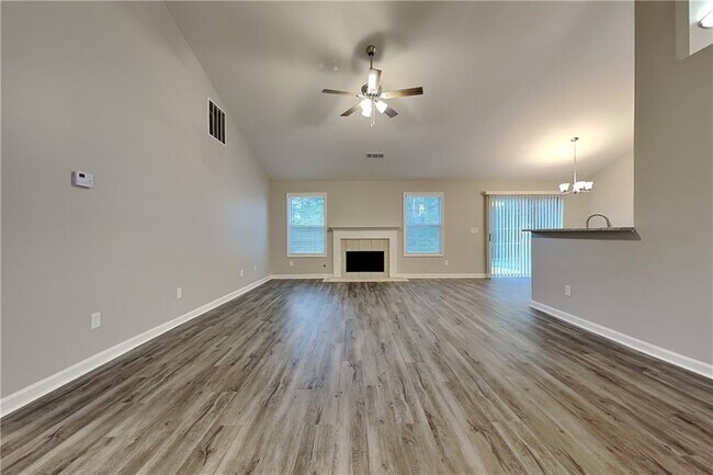 Foto del edificio - 3960 Brushy Wood Dr