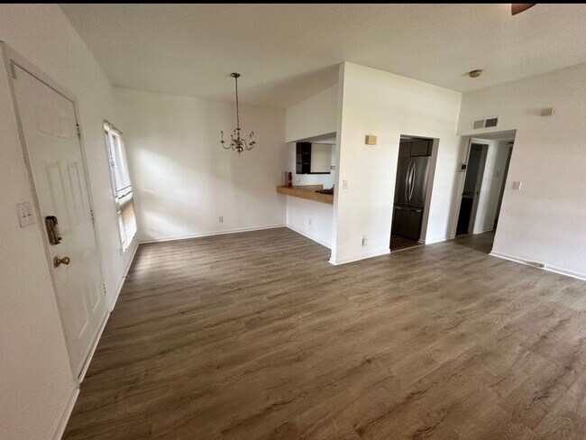 Foto del edificio - 1831 J Julian Ln