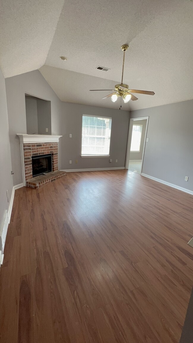 Building Photo - 1072 Red Fern Cir E
