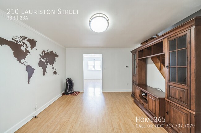 Building Photo - Vibrant 3 bed 2 bath Single Family Home!