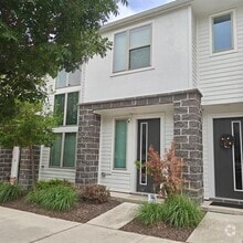 Building Photo - 1416 Navasota Trail