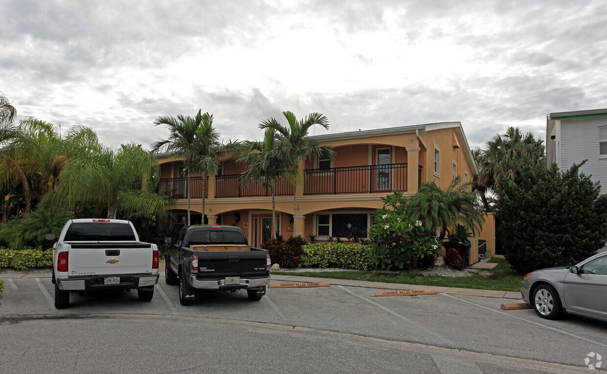 Coconut Villas of Dunedin Apartments in Dunedin, FL