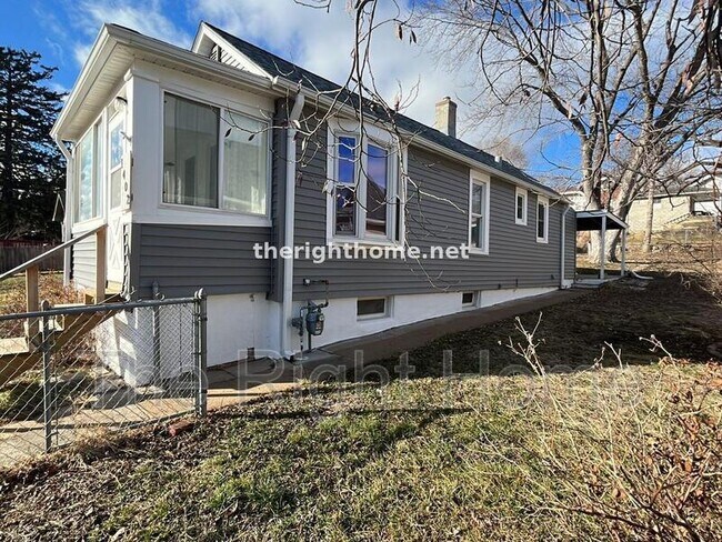 Building Photo - 1402 O St