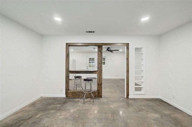 Foto del edificio - 1500 Fairfield Dr