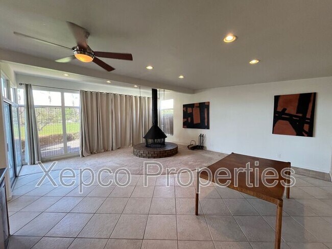 Building Photo - 77495 Cheyenne Dr