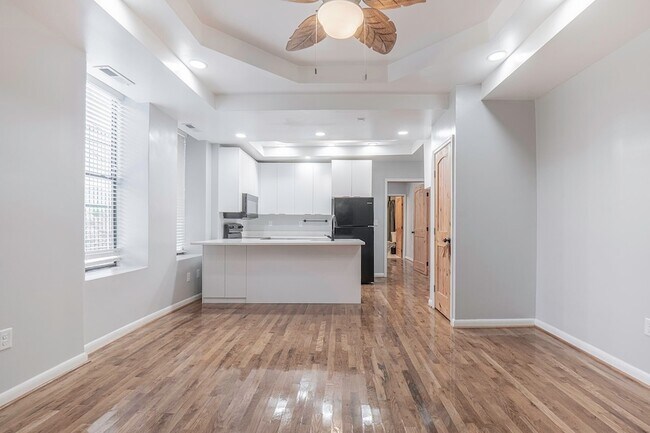 Foto del edificio - 802 Central Ave