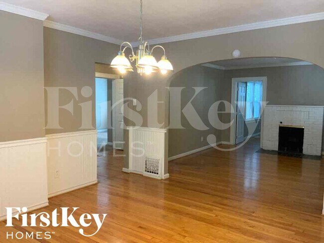 Foto del edificio - 600 Larkin Ave