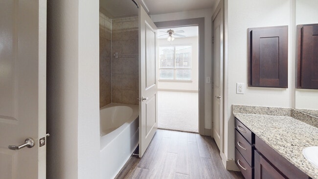 Interior Photo - Villaggio