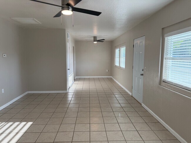 Foto del edificio - 1803 S 8th Ave