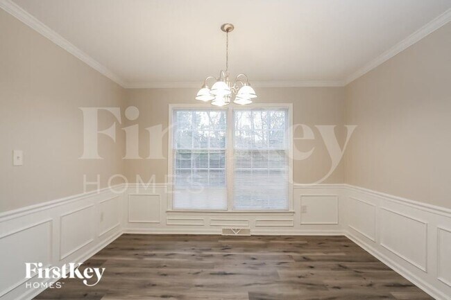 Building Photo - 8300 Nathanael Greene Ln