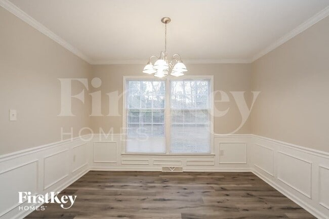 Foto del edificio - 8300 Nathanael Greene Ln