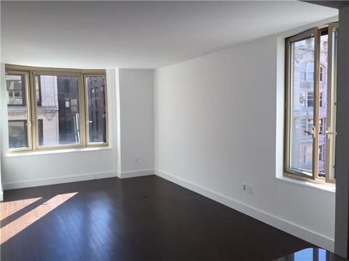 Primary Photo - 39 W 21st St