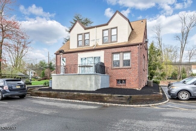 Photo - 153 Stirling Rd House