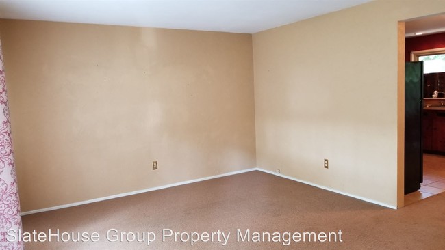 Building Photo - 2114 Ranch Ave