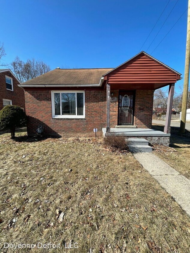 3 br, 1 bath House 20315 Ashton House Rental in Detroit, MI