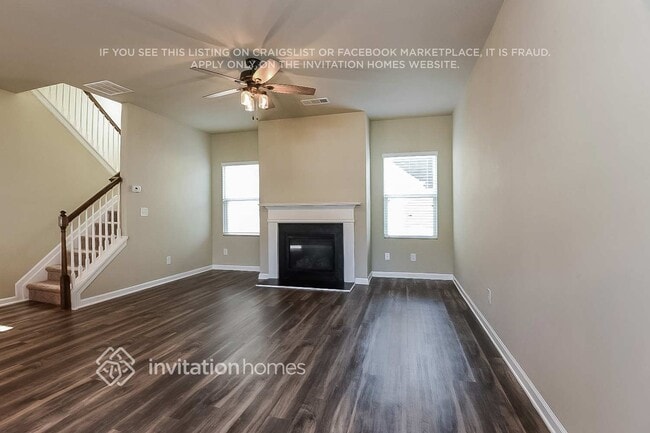 Building Photo - 657 Sunflower Dr