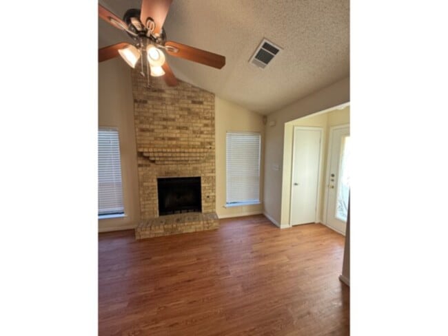 Building Photo - 2504 Howellwood Way