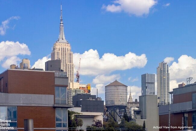 Building Photo - Chelsea Oversized Studio