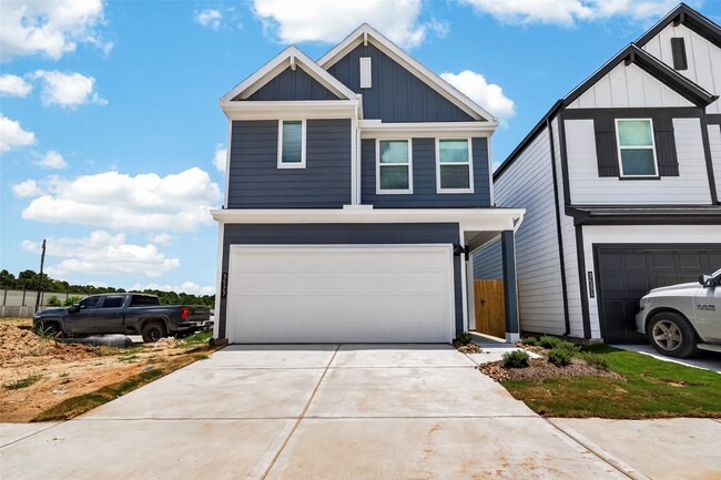 Building Photo - 3527 Lovebird Ln