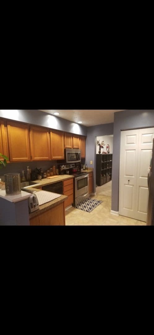 Building Photo - 383 Jubilee Dr