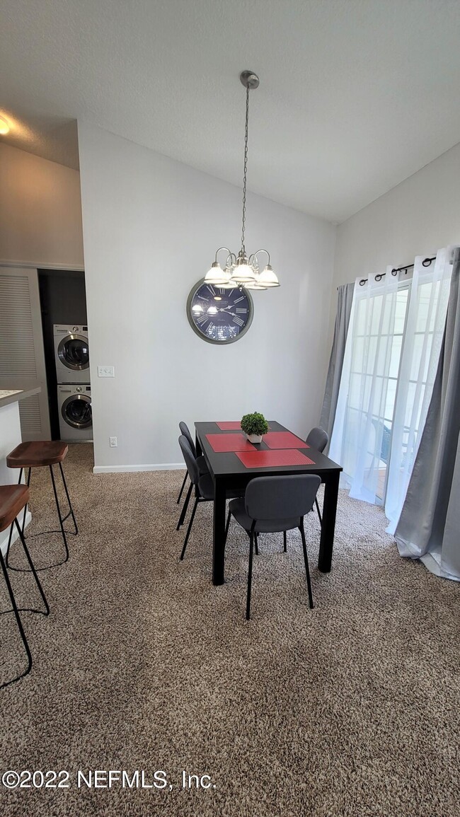 Foto del edificio - 2200 Marsh Hawk Ln