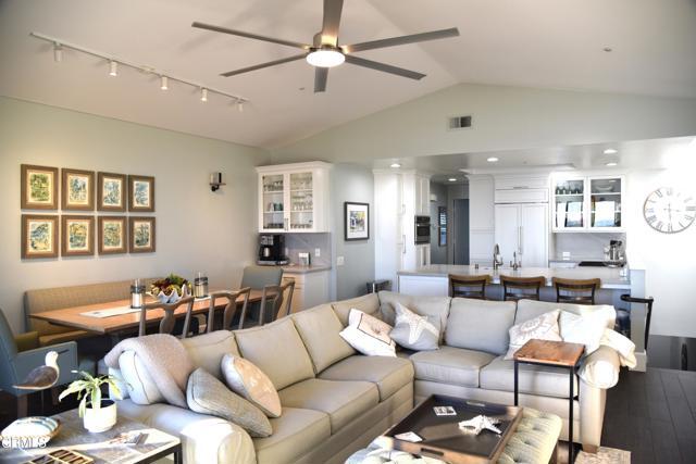 Foto del edificio - 4885 Sandyland Rd