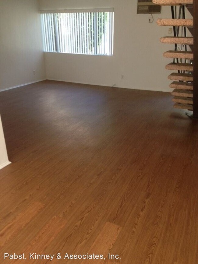 11445 216th St, Lakewood, CA 90715 Room for Rent in Lakewood, CA