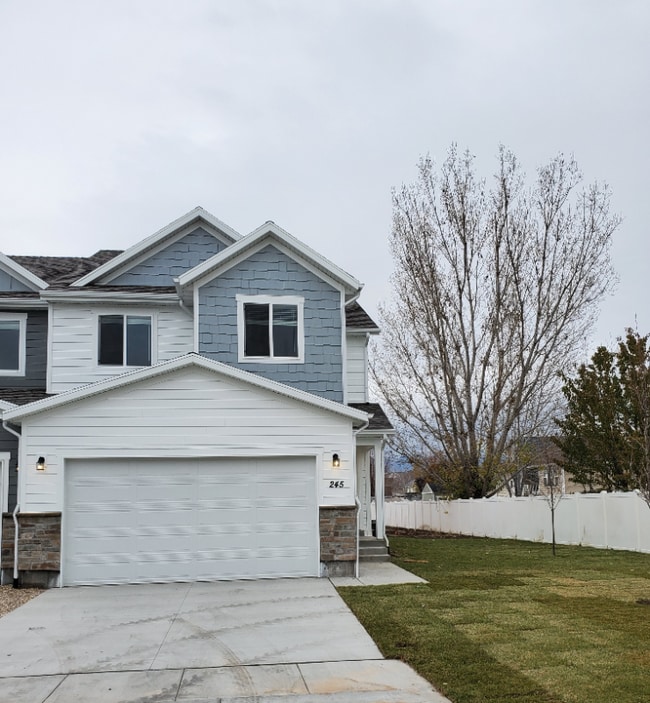 Building Photo - 2782 W 4140 S