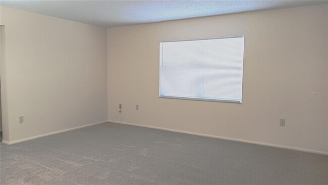 Foto del edificio - 327 34th Ave N