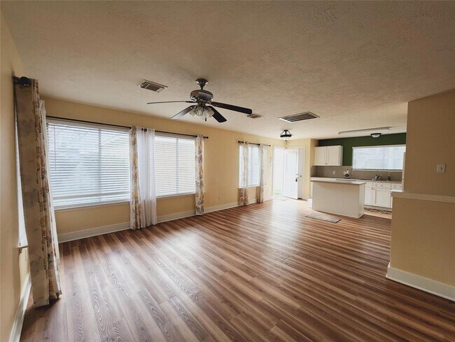 Foto del edificio - 15859 E Park Ct