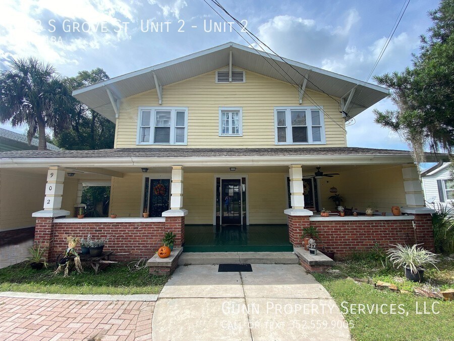 Foto principal - 902 S Grove St Apartment 2nd floor