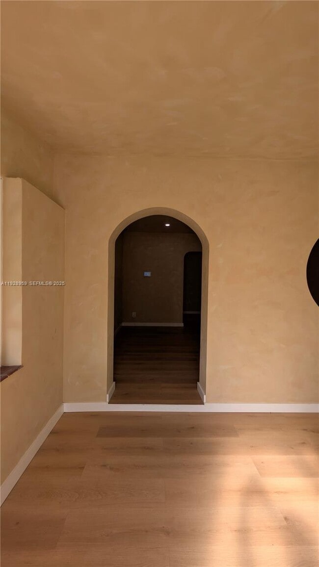 Foto del edificio - 1431 NW 26th St