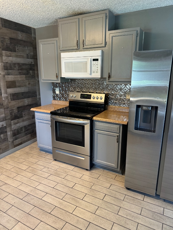 Building Photo - 984 Asheville Dr