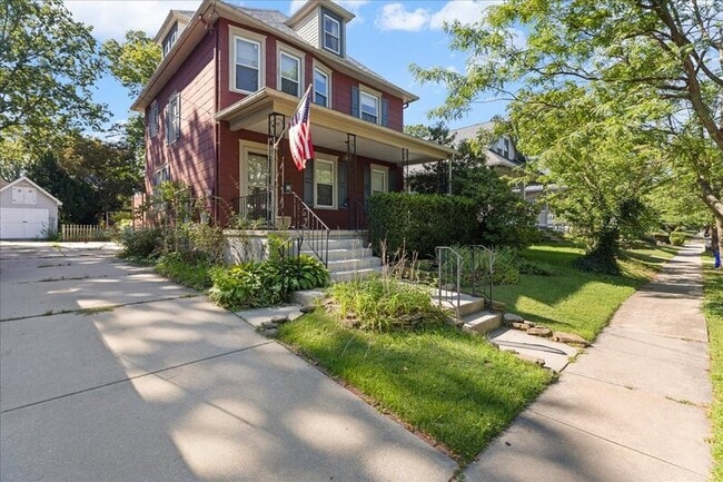 Foto del edificio - 218 New Jersey Ave