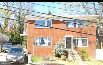 Building Photo - 5007 8th Rd S