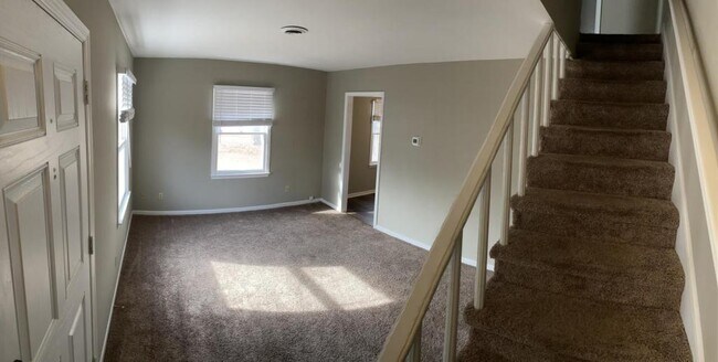 Foto del edificio - 112 State Rd S-42-7449