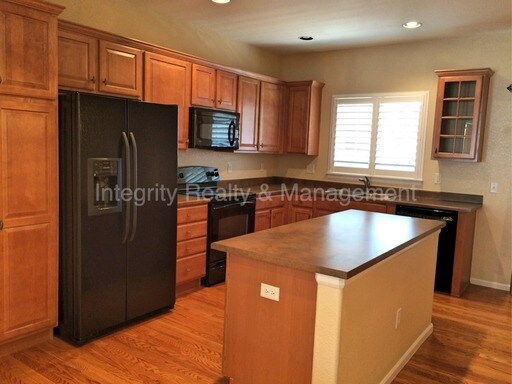Building Photo - 9424 Ridgeline Blvd