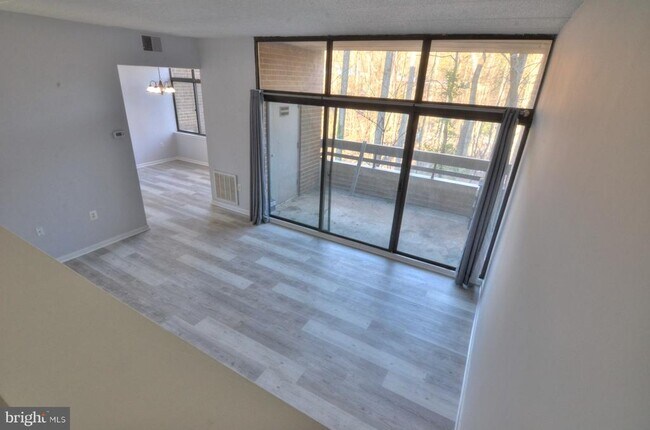 Foto del edificio - 2110 Green Watch Way