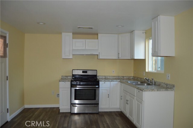 Foto del edificio - 24758 Chestnut St