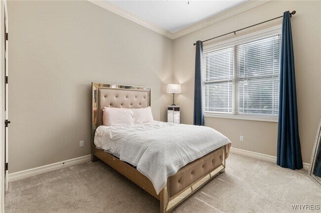 Foto del edificio - 9743 Cobblestone Dr