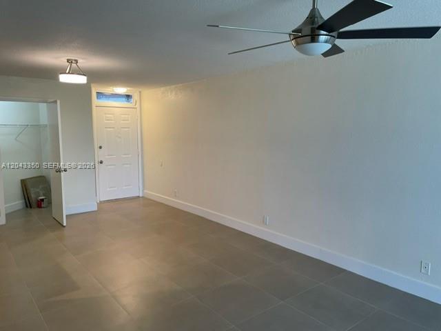 Building Photo - 2226 N Cypress Bend Dr