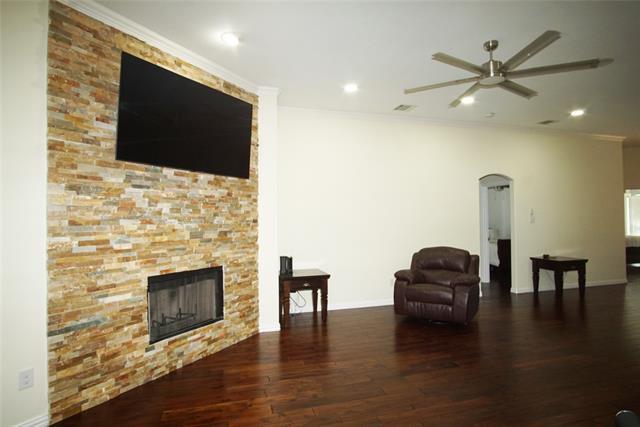 Building Photo - 1812 Woodchase Dr